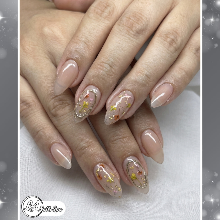 La Nails & Spa 2